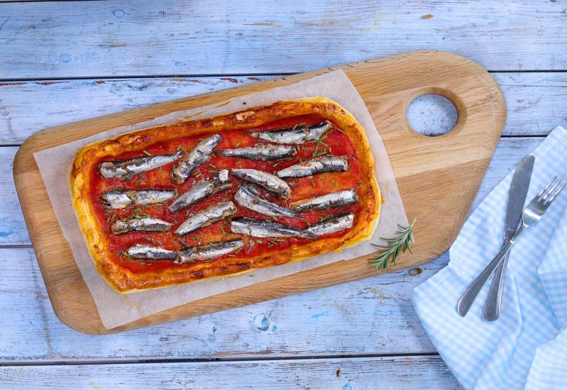 Tart sa sardinama i rajčicama - Mala riba zdravlje krije – Znate li zašto volimo Evu?